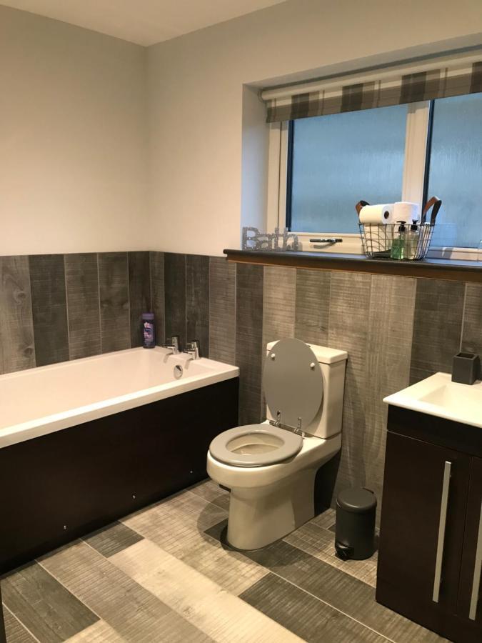 Villa The Bridge Self Catering à Kilmaluag Extérieur photo