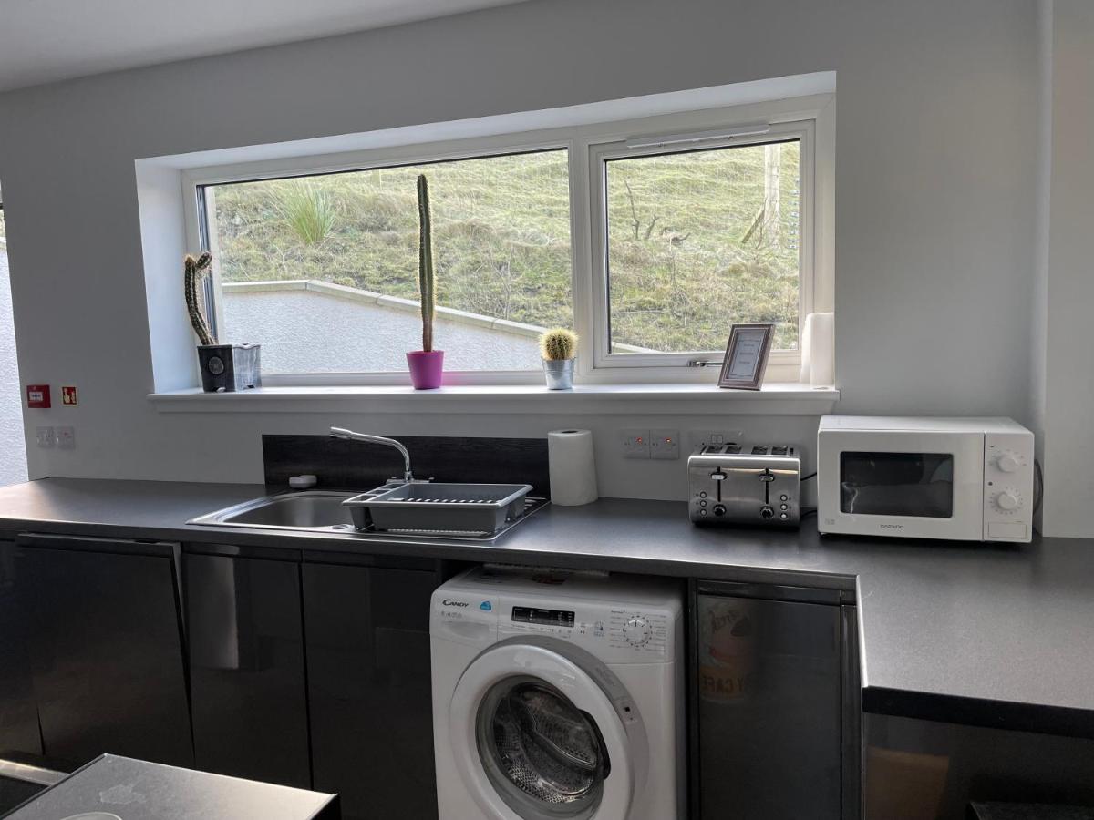 Villa The Bridge Self Catering à Kilmaluag Extérieur photo
